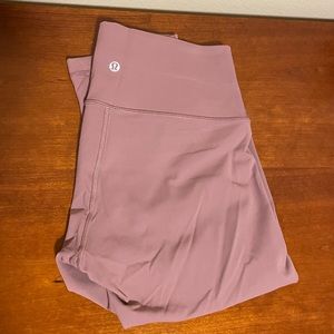 Lulu lemon Crop Aligns